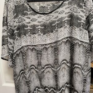 Alfani Black and Gray Snake Print Blouse